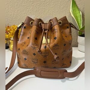 MCM SMALL COGNAC VISETOS DRAWSTRING BAG